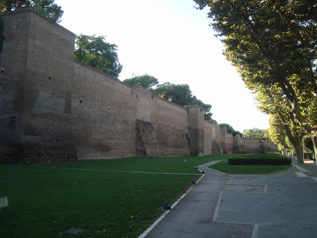 Porta Latina Suite - Private Apartment Rome'S Center Bagian luar foto