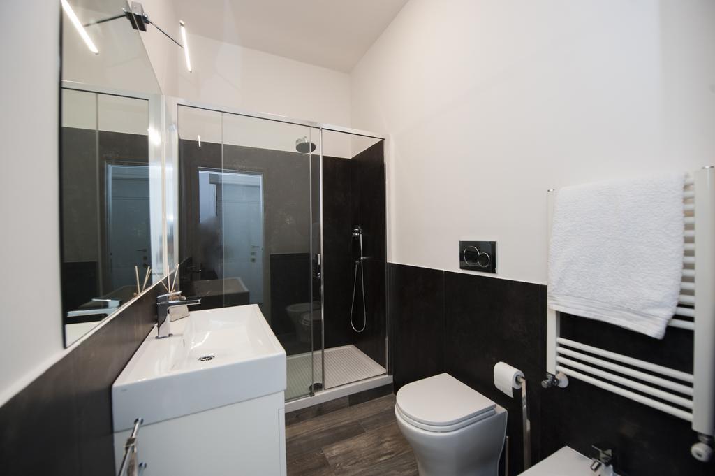 Porta Latina Suite - Private Apartment Rome'S Center Bagian luar foto