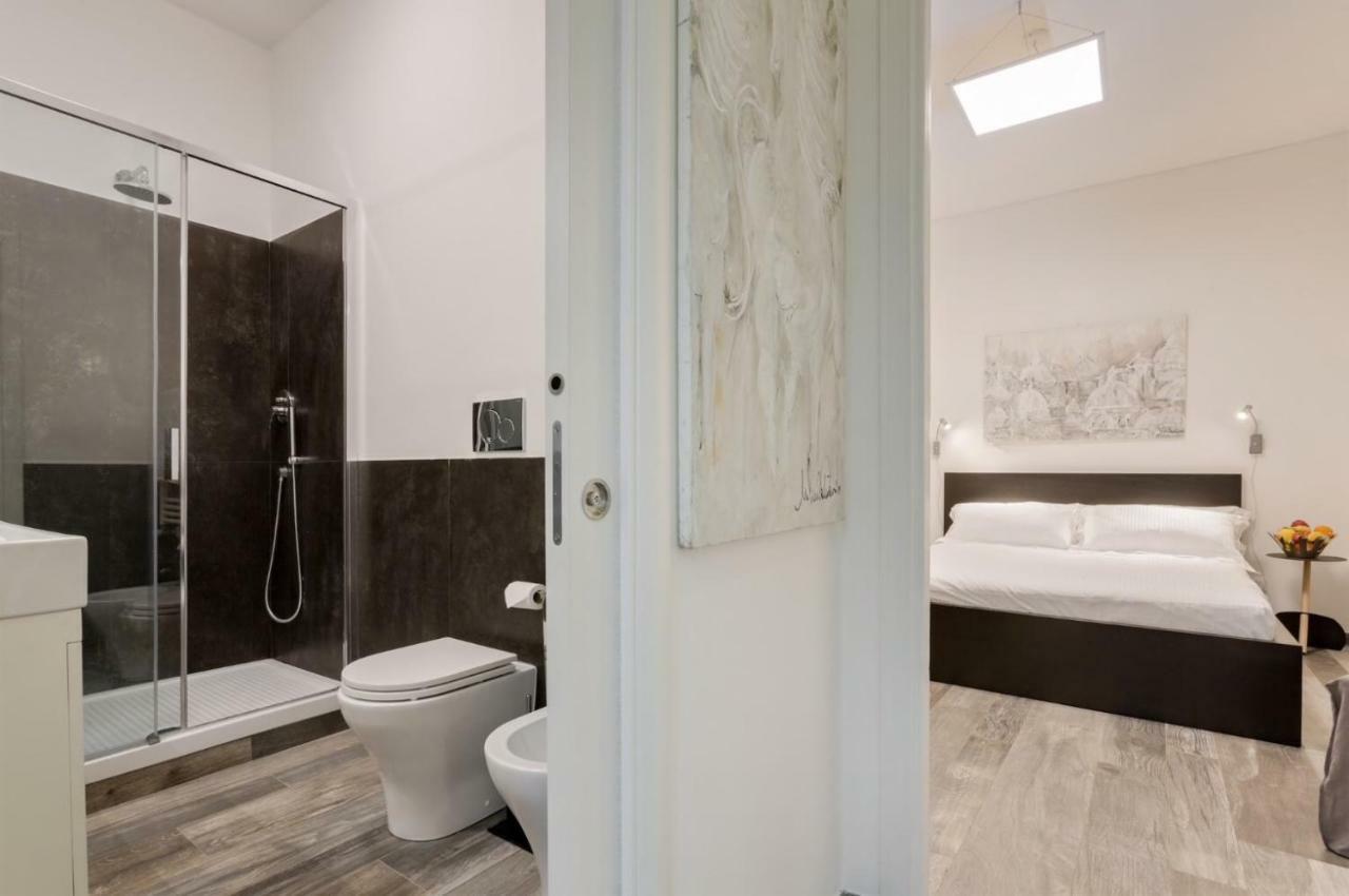 Porta Latina Suite - Private Apartment Rome'S Center Bagian luar foto